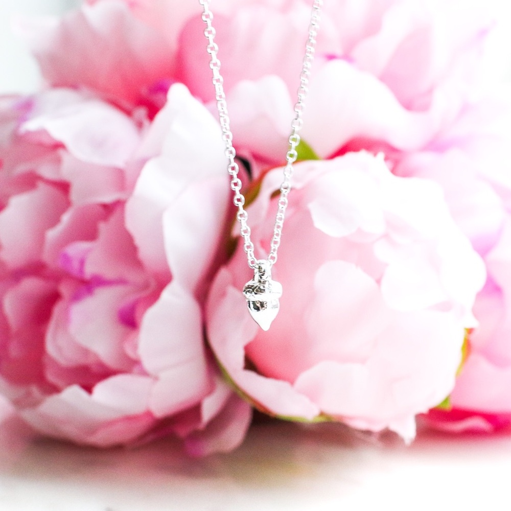Dainty Silver Acorn Necklace - Picture 2 of 7